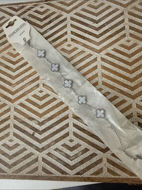 Stainless Steel White Flower Charm Bracelet